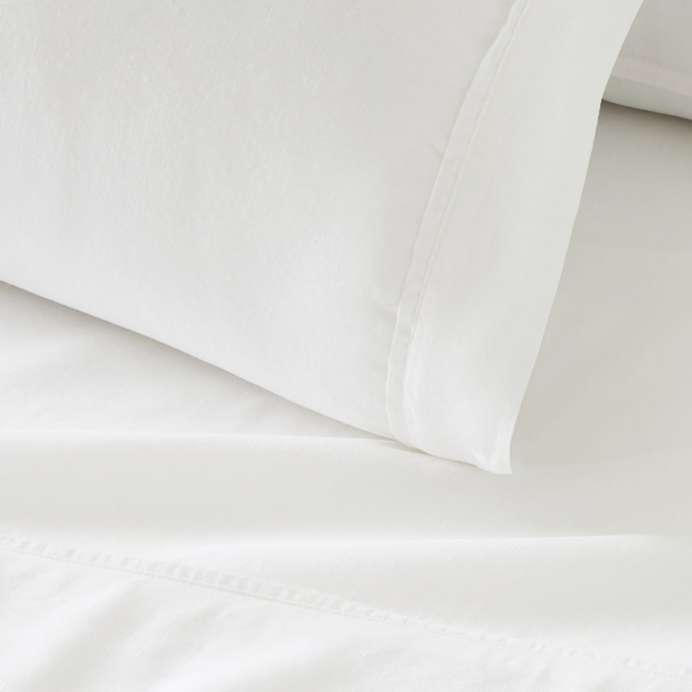 West Elm Signature TENCELtm Linen Sheet Set, King ,White, Retail Price $299.00US - Picture 3 of 16